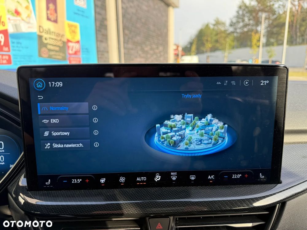 Ford Escape 2.0 EcoBoost AWD Titanium - 32