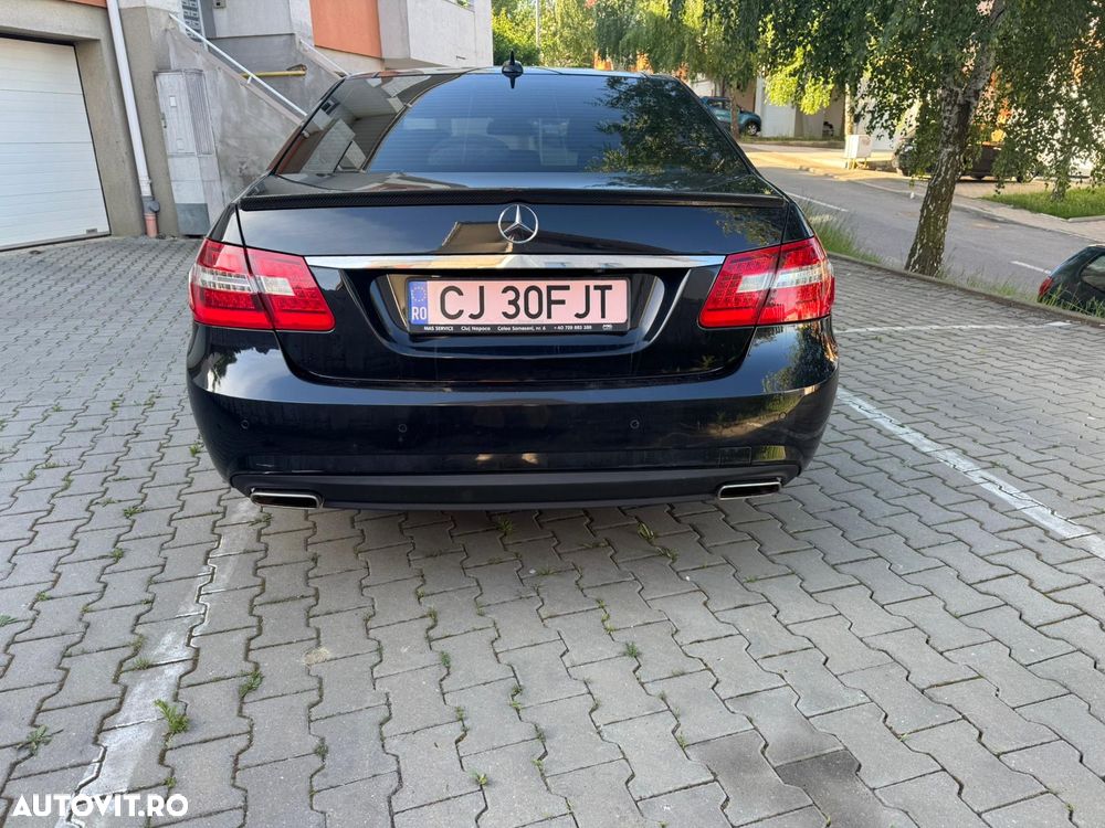 Mercedes-Benz E 220 CDI BlueEfficiency Aut. - 12