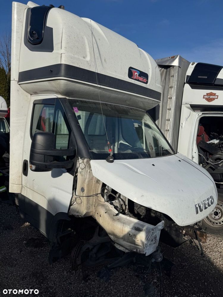 Iveco 35s18 3,0HPI 14-21r kabina z kurnikiem - 2