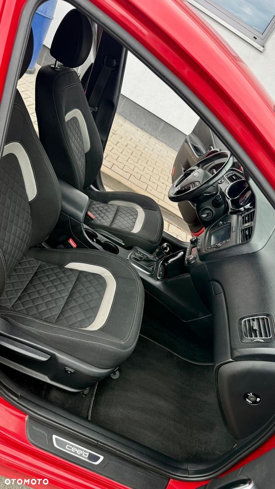 Kia Ceed 1.6 CRDi GT Line DCT - 17