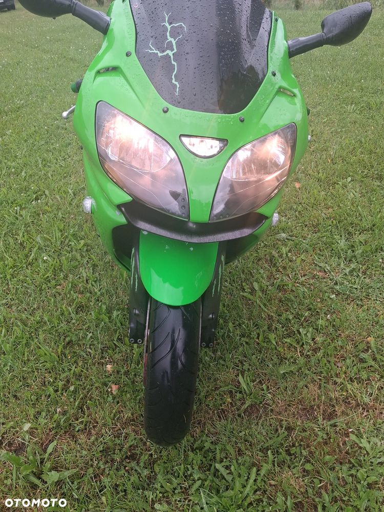 Kawasaki ZXR - 6