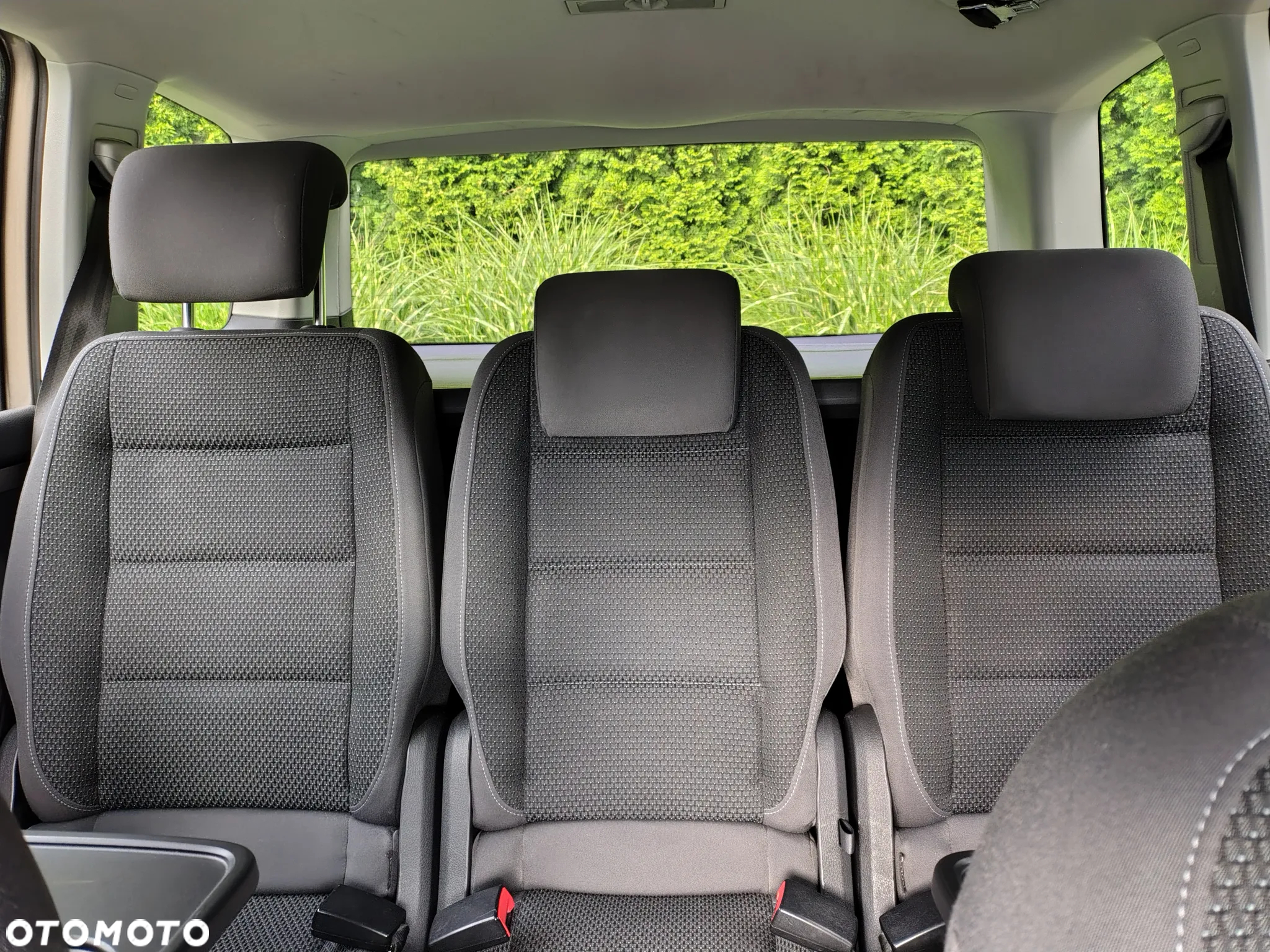 Volkswagen Touran 1.6 TDI DPF BlueMotion Technology Highline - 17