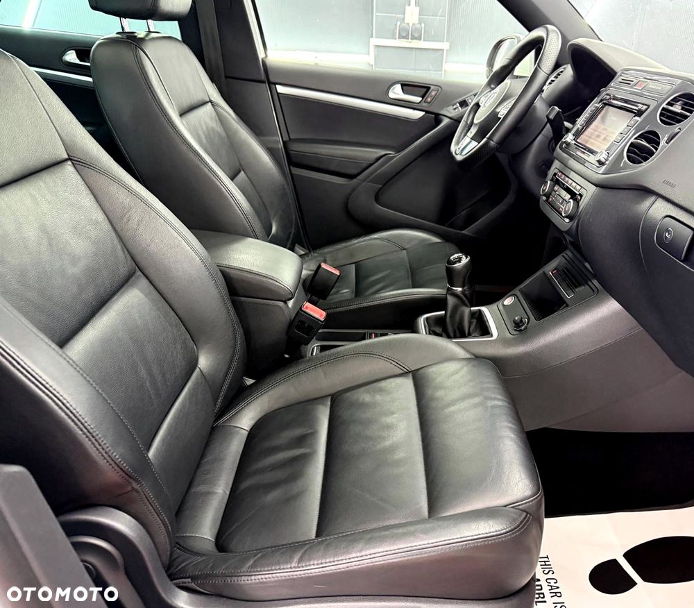 Volkswagen Tiguan 1.4 TSI 4Mot Perfectline R-Style - 29