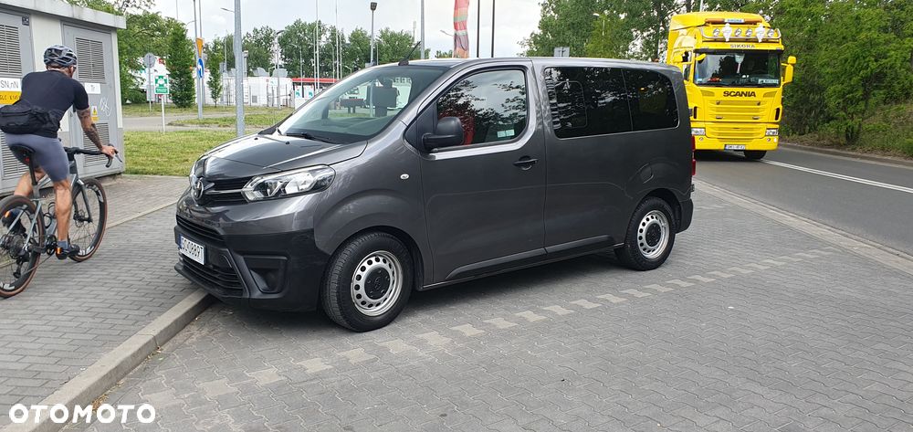 Toyota ProAce 1,6-l-D-4D L1 (9-Si.) Verso Shuttle - 2