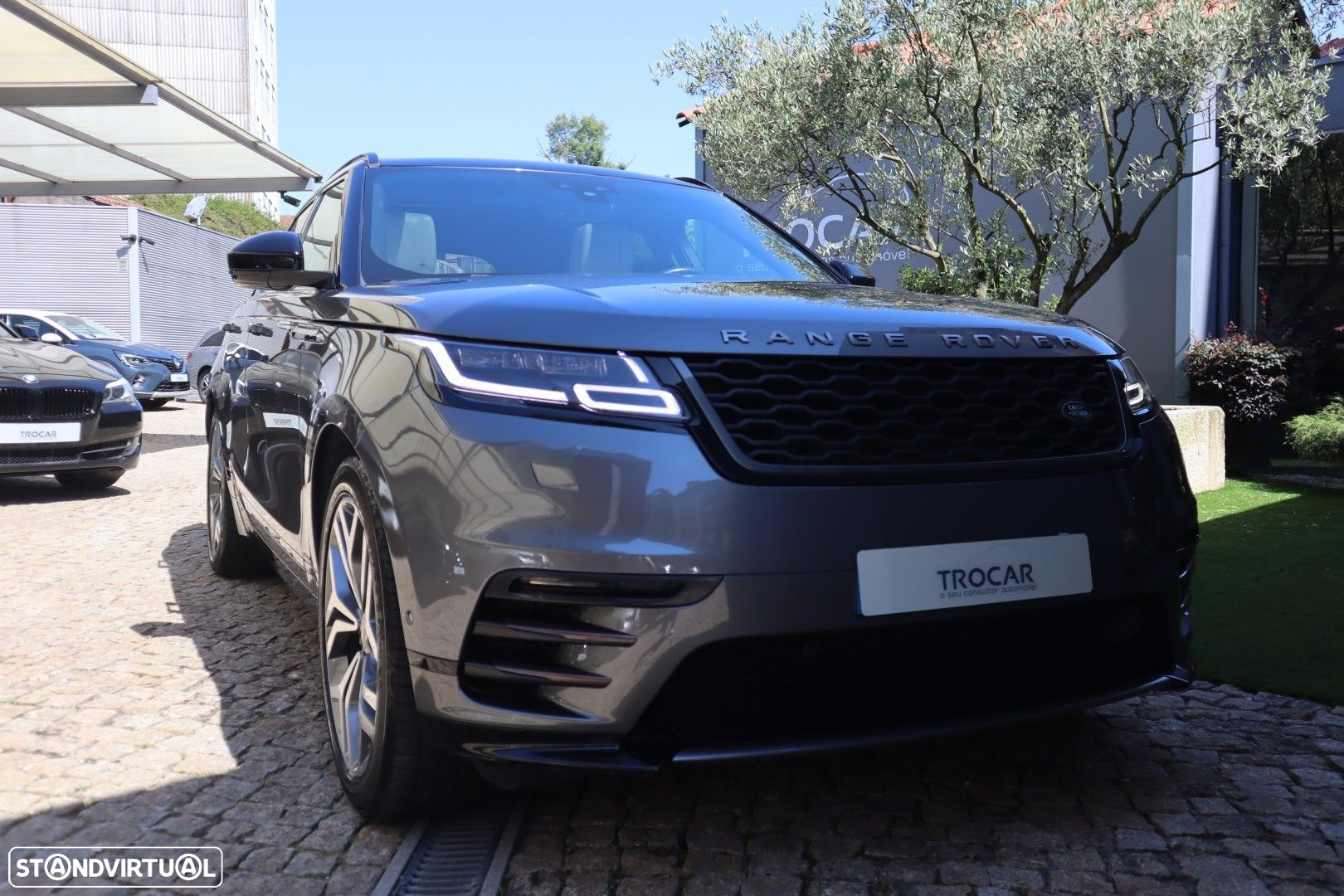 Land Rover Range Rover Velar 3.0 D R-Dynamic HSE - 8