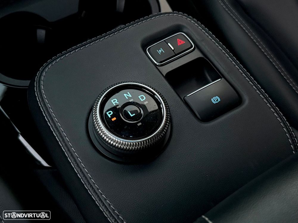 Ford Mustang Mach-E 75.7 kWh Premium AWD - 22