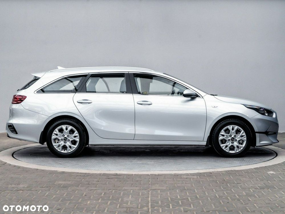Kia Ceed 1.5 T-GDI M - 5