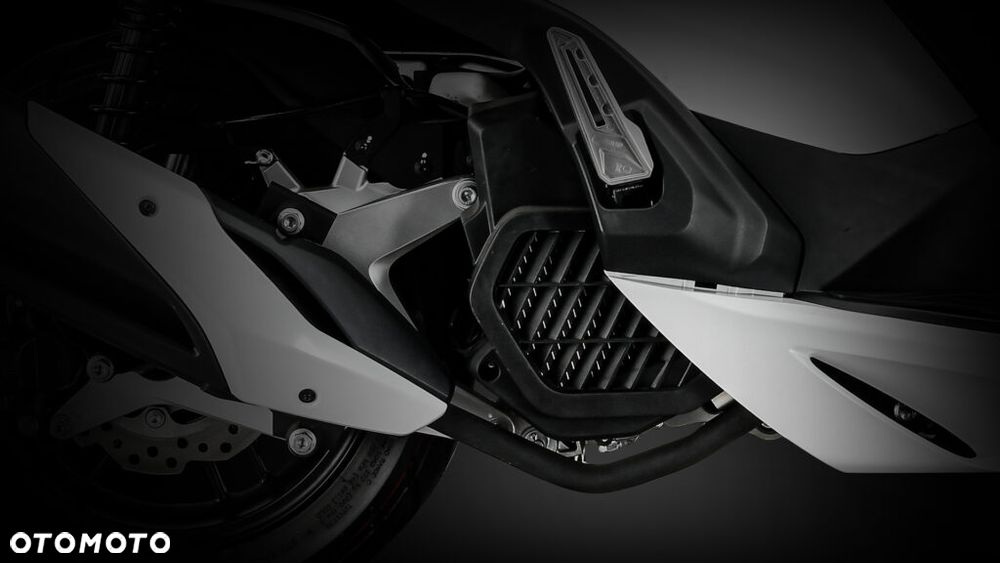 QJMOTOR MTX 125 - 23