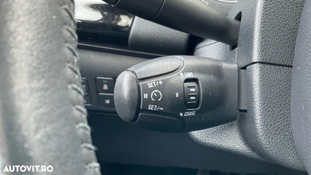 Peugeot 301 1.5 BlueHDI FAP Allure - 15
