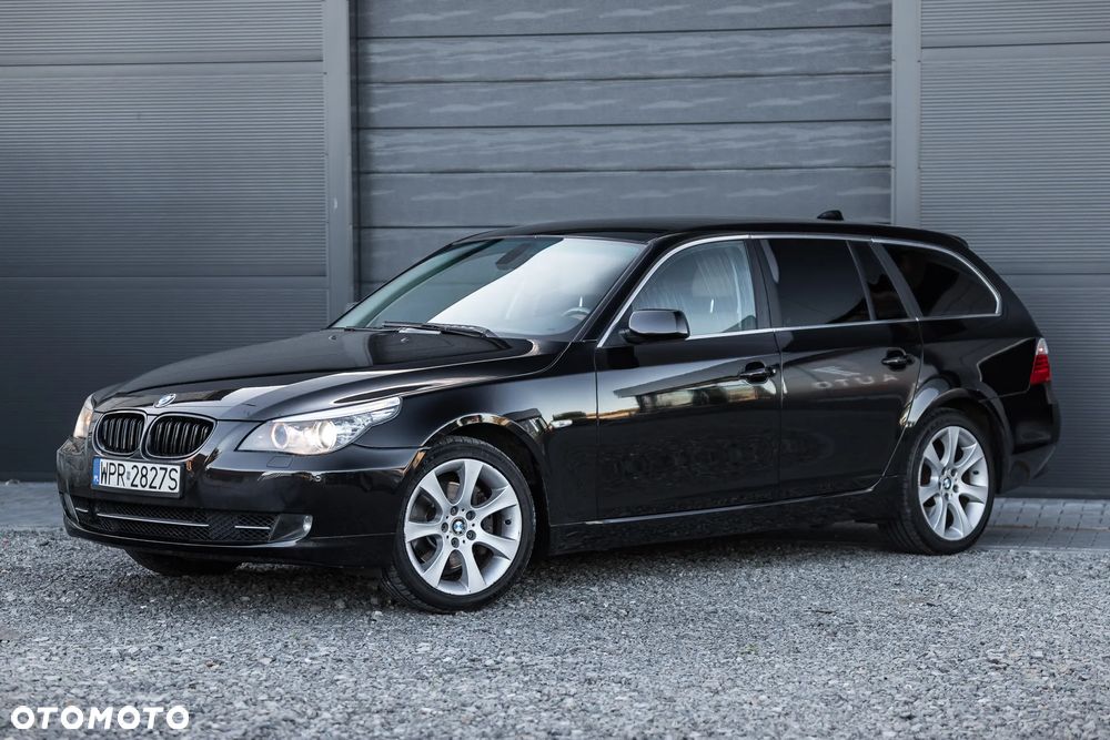 BMW Seria 5 525d xDrive Touring - 7