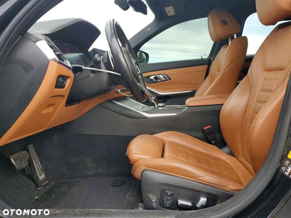 BMW Seria 3 M340i xDrive - 8