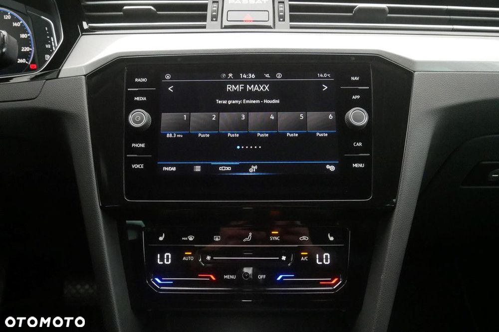 Volkswagen Passat - 10