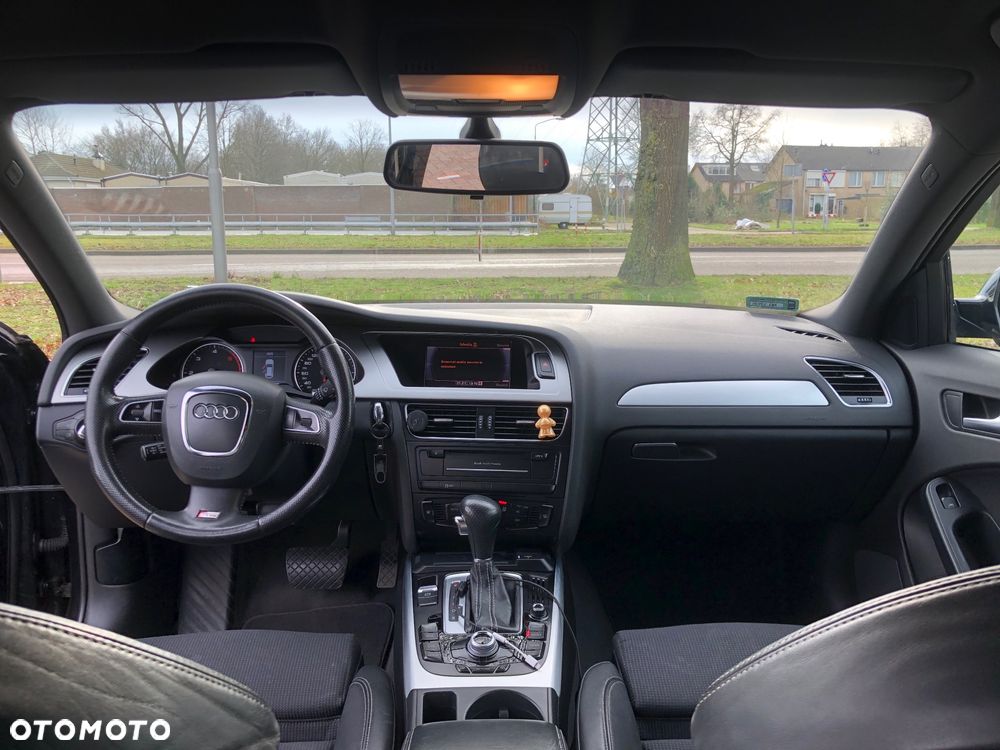 Audi A4 - 8