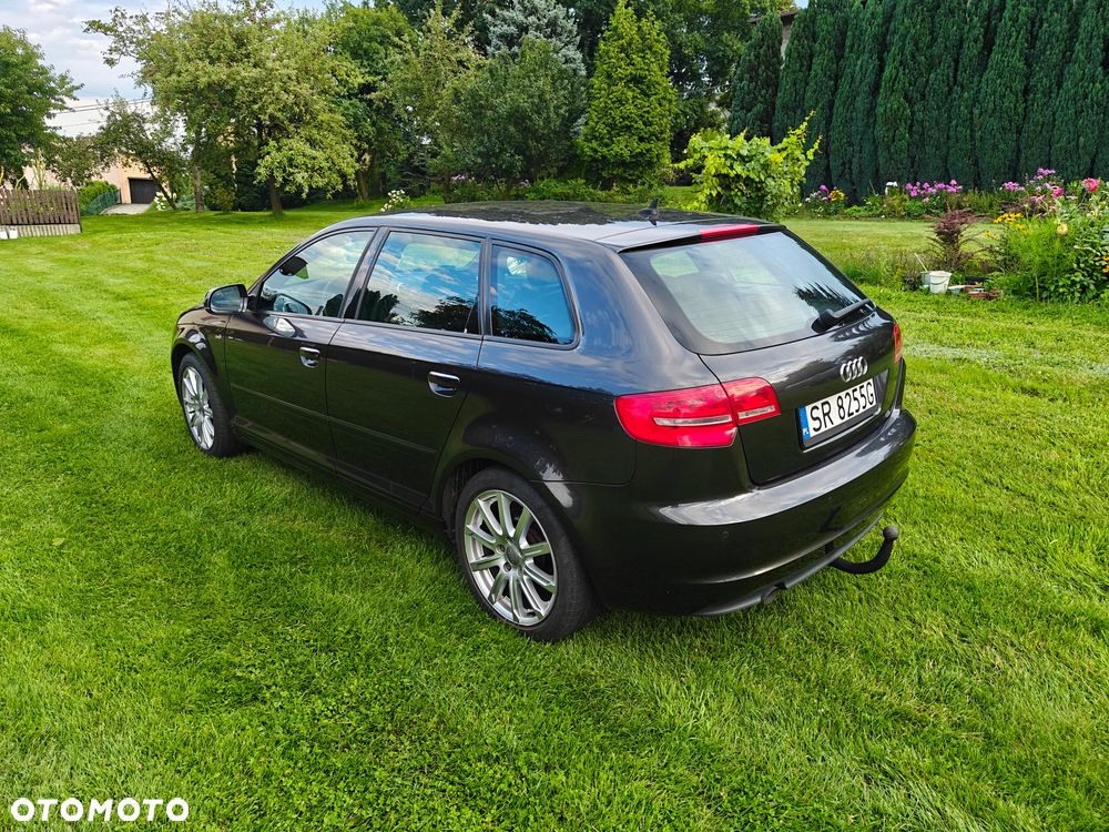 Audi A3 Sportback 2.0 TDI DPF S line Sportpaket - 2