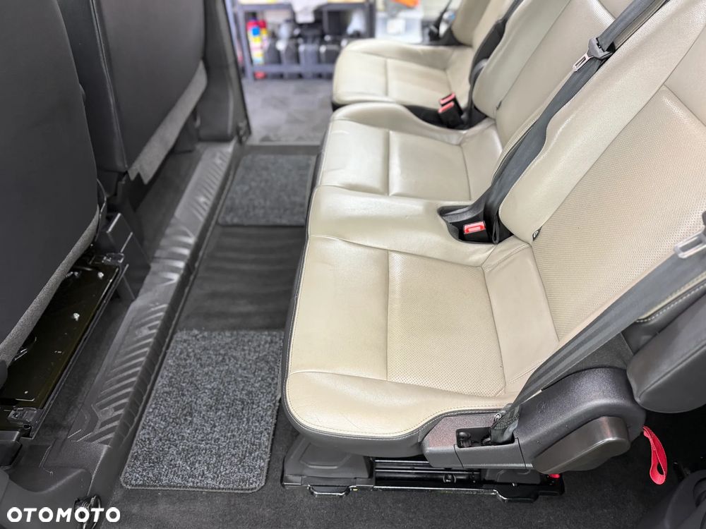 Ford Tourneo Custom 310 L2H1 VA Titanium - 12