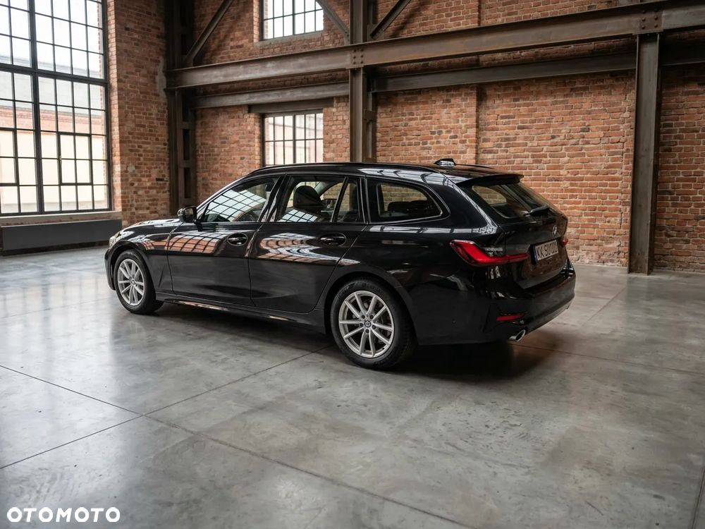 BMW Seria 3 316d MHEV Advantage - 5