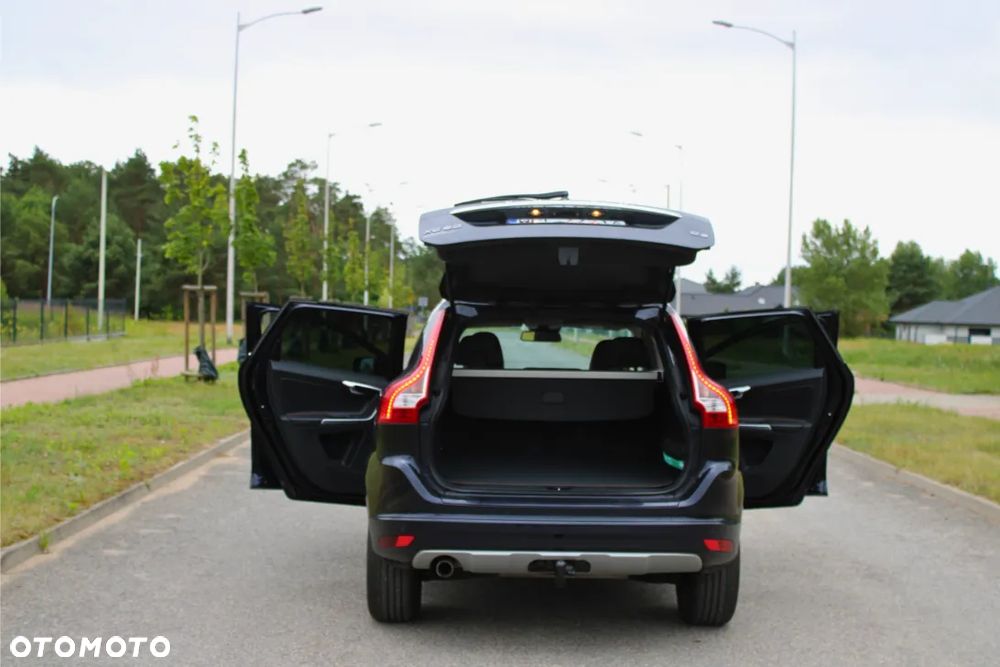 Volvo XC 60 D3 Ocean Race - 11