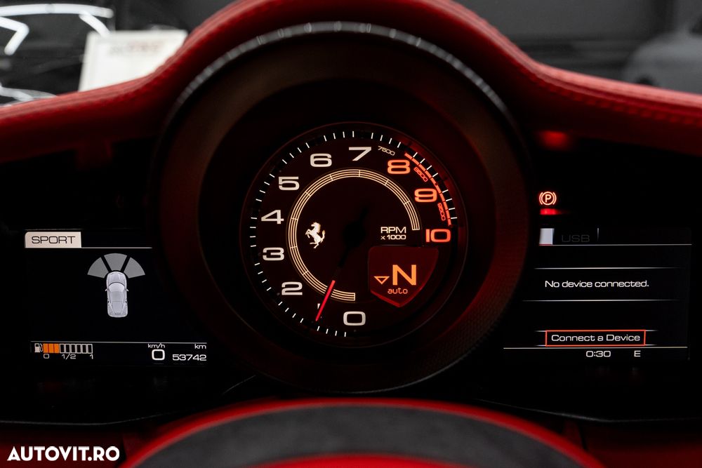 Ferrari 488 GTB - 12