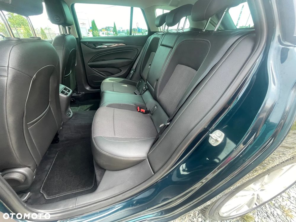 Opel Insignia - 19