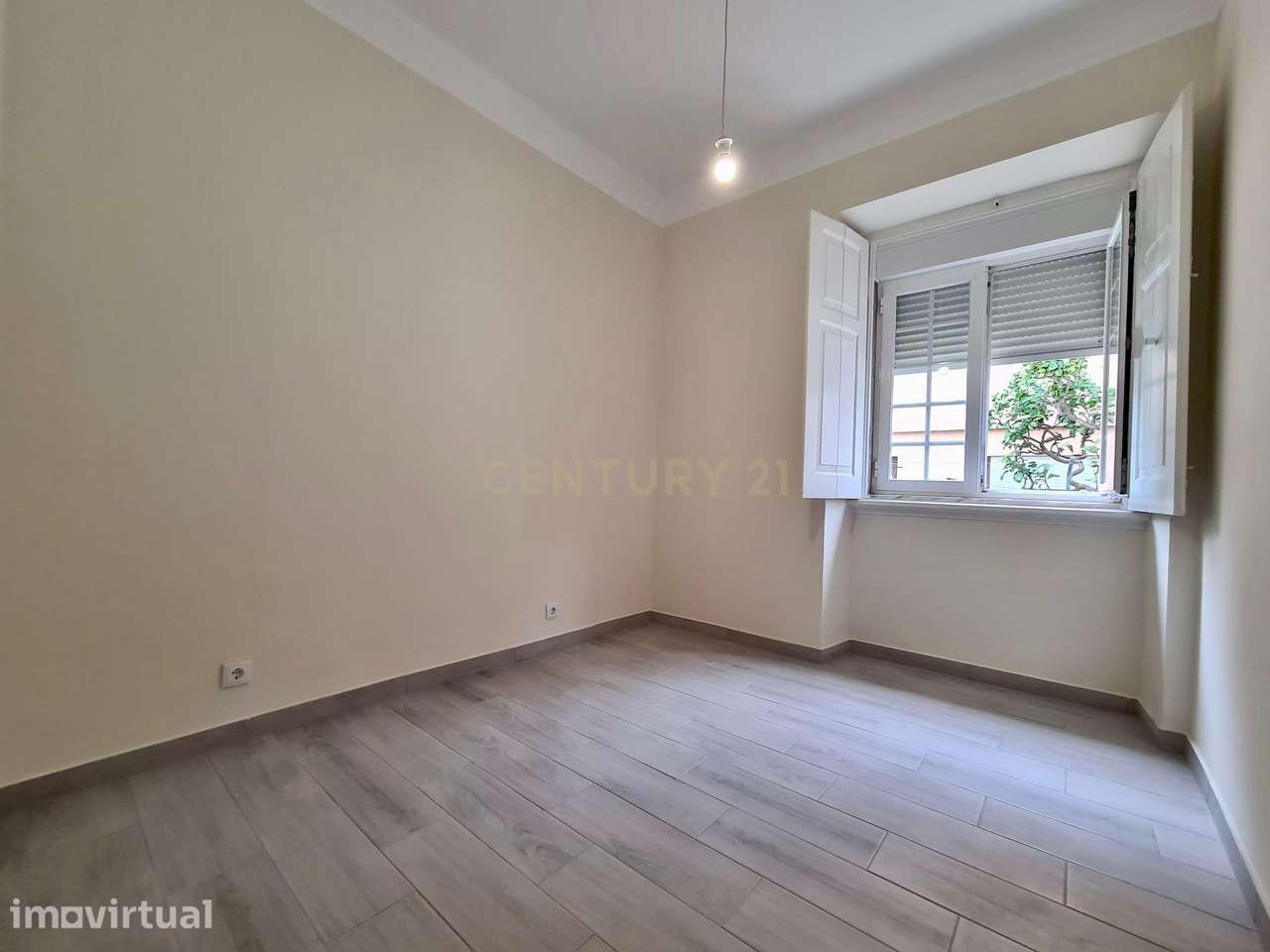 T3 para Arrendamento – Parede | Marginal | Praia a 5 minutos - Grande imagem: 4/14