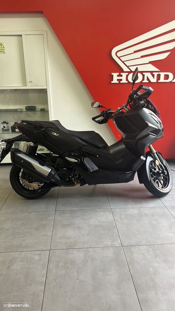 Honda ADV - 3