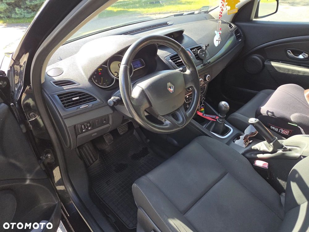 Renault Megane 1.5 dCi Confort Authentique - 12