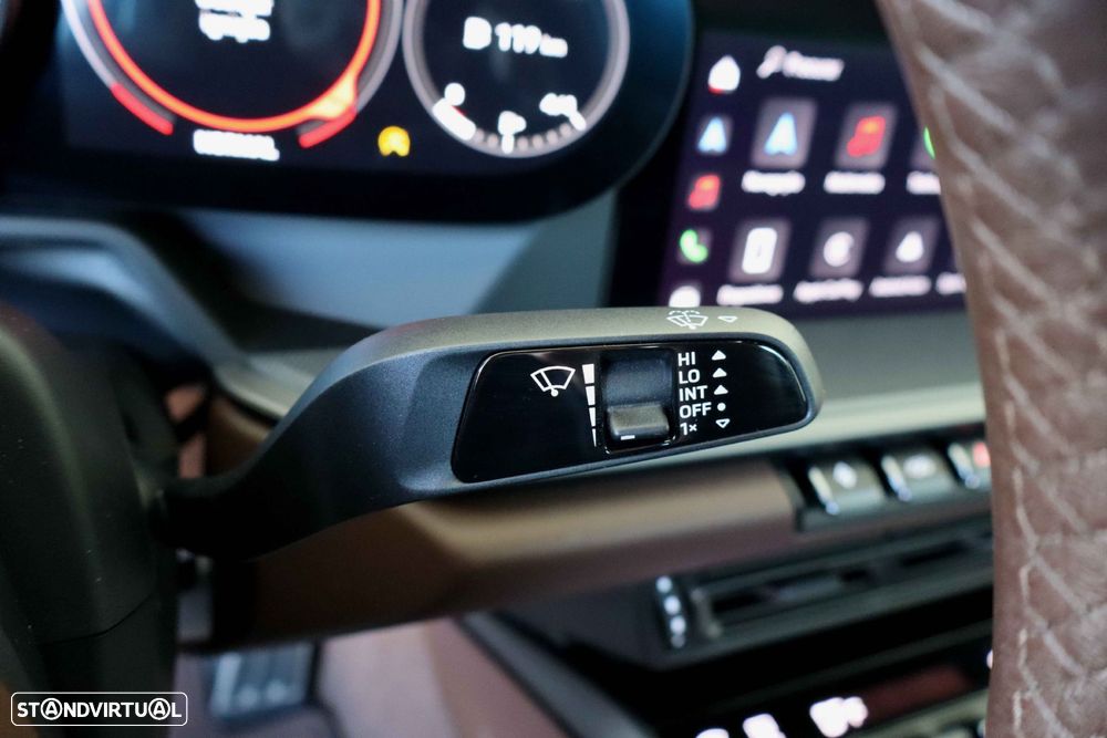 Porsche 911 (992) Carrera 4 PDK - 31