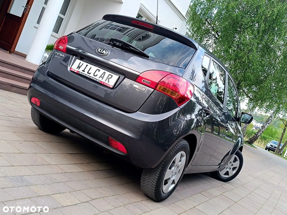 Kia Venga 1.4 CVVT Dream Team Edition - 9