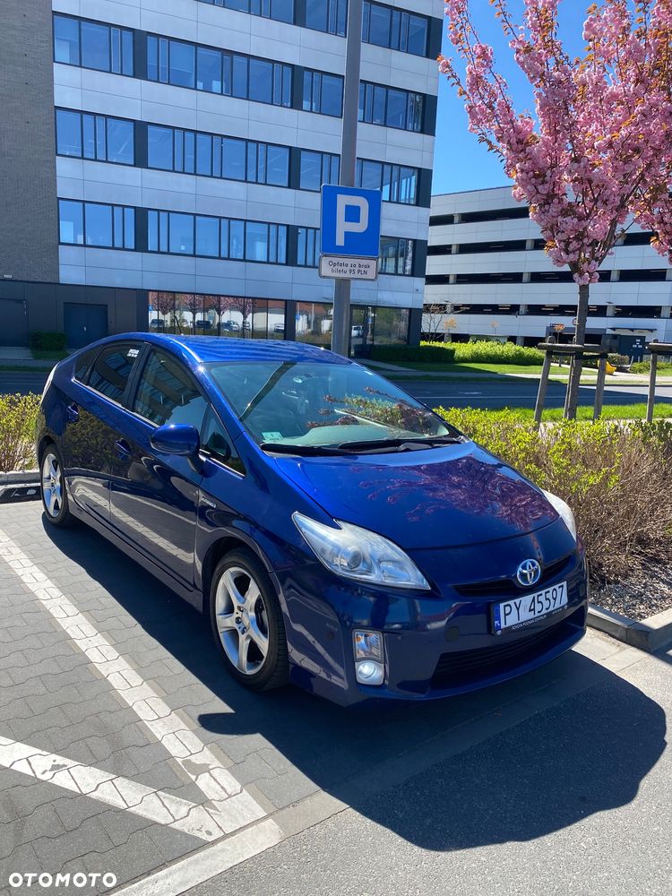 Toyota Prius (Hybrid) - 20