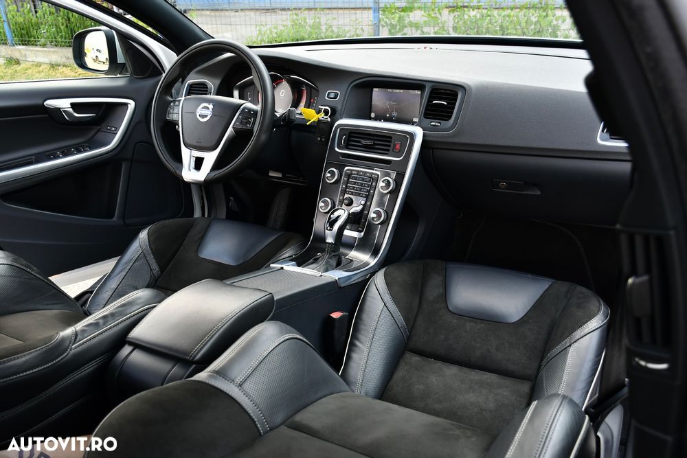 Volvo S60 D5 Geartronic RDesign - 3