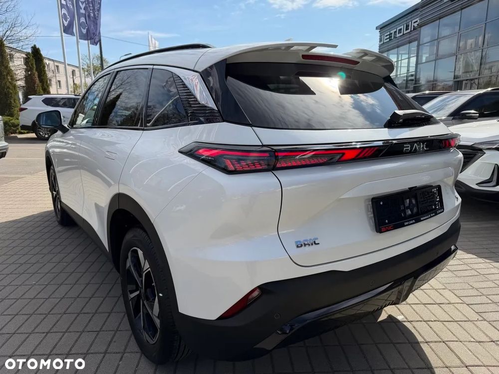 BAIC 5 Beijing 1.5T Business DCT - 11