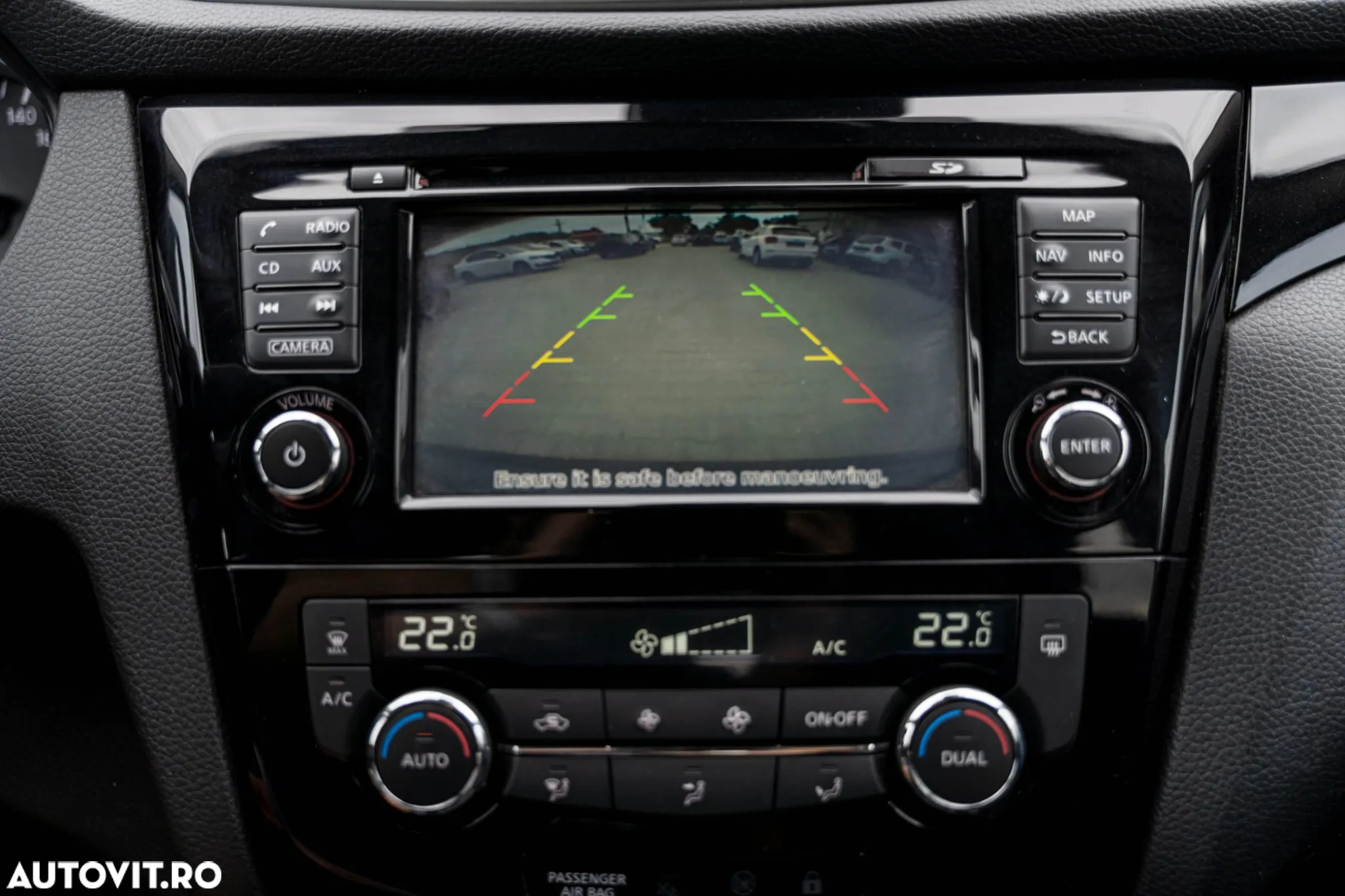 Nissan Qashqai 1.6 DCI Start/Stop N-Connecta - 18