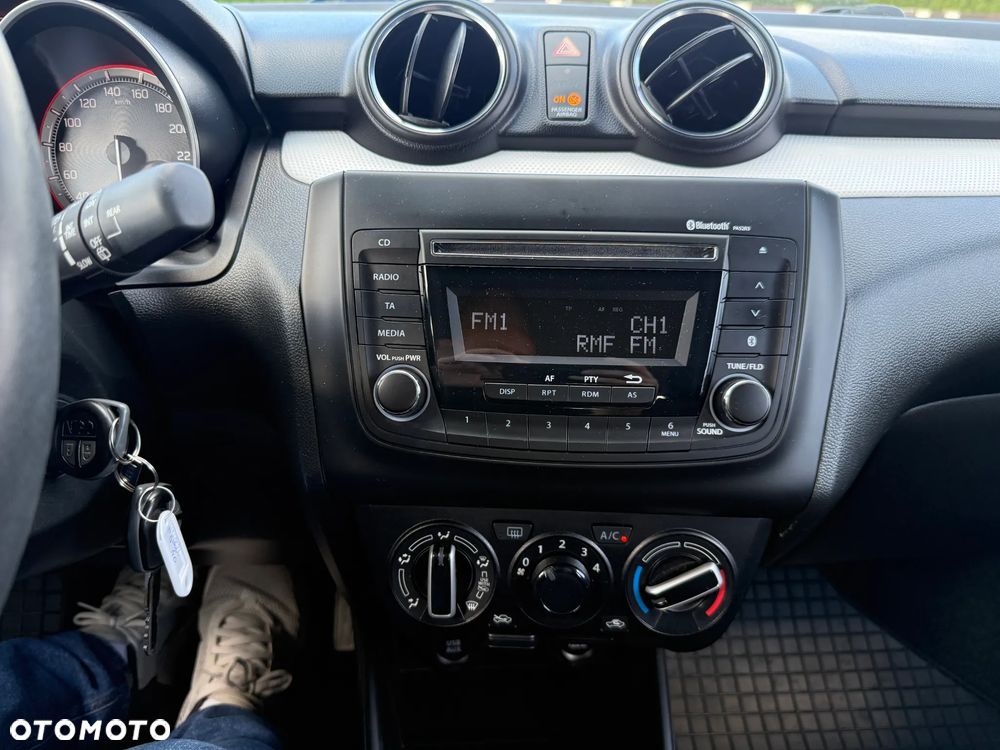 Suzuki Swift 1.2 Dualjet SHVS Premium - 27