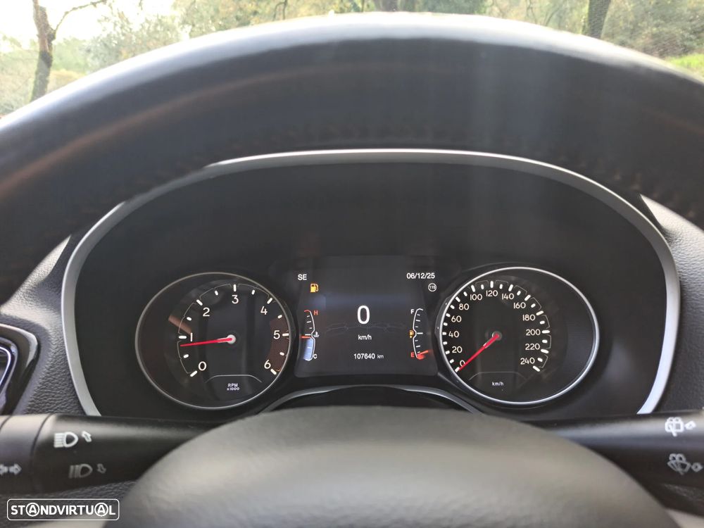 Jeep Compass 1.6 M-Jet Limited - 18