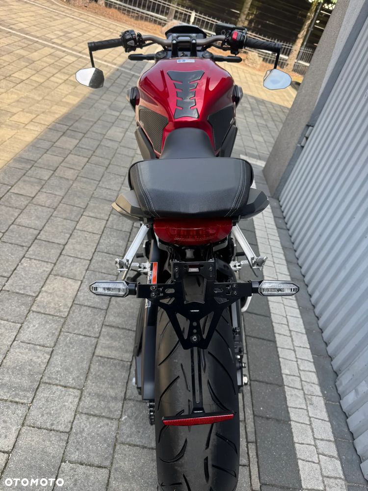 Honda CB - 18