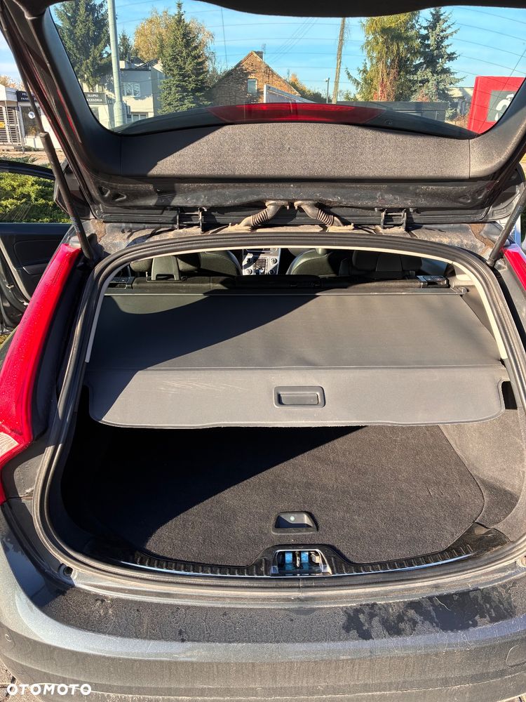 Volvo V60 D3 Momentum - 29