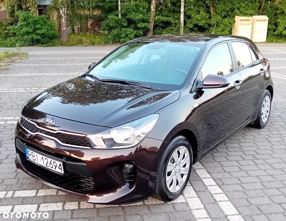 Kia Rio 1.2 L - 2