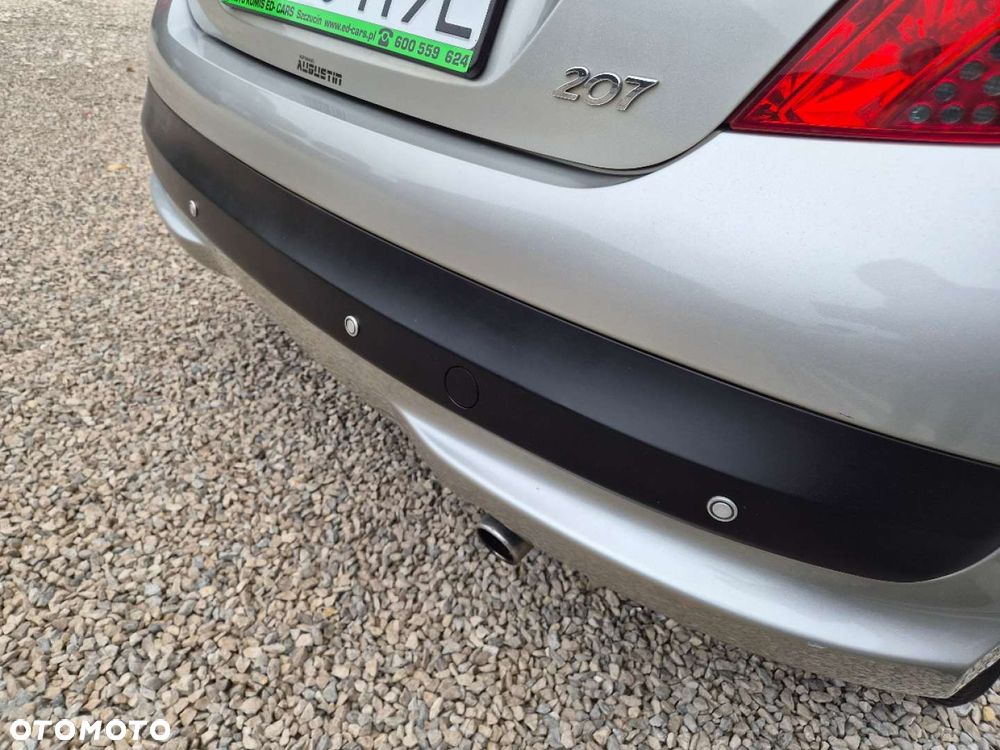 Peugeot 207 - 21
