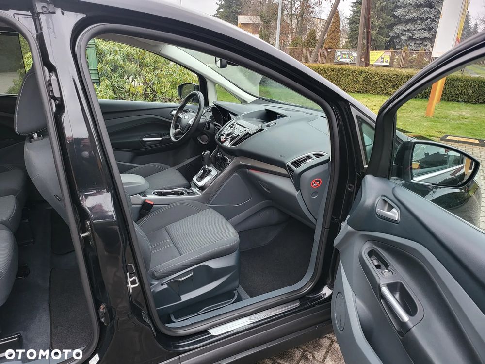 Ford Grand C-MAX 2.0 TDCi Titanium - 24