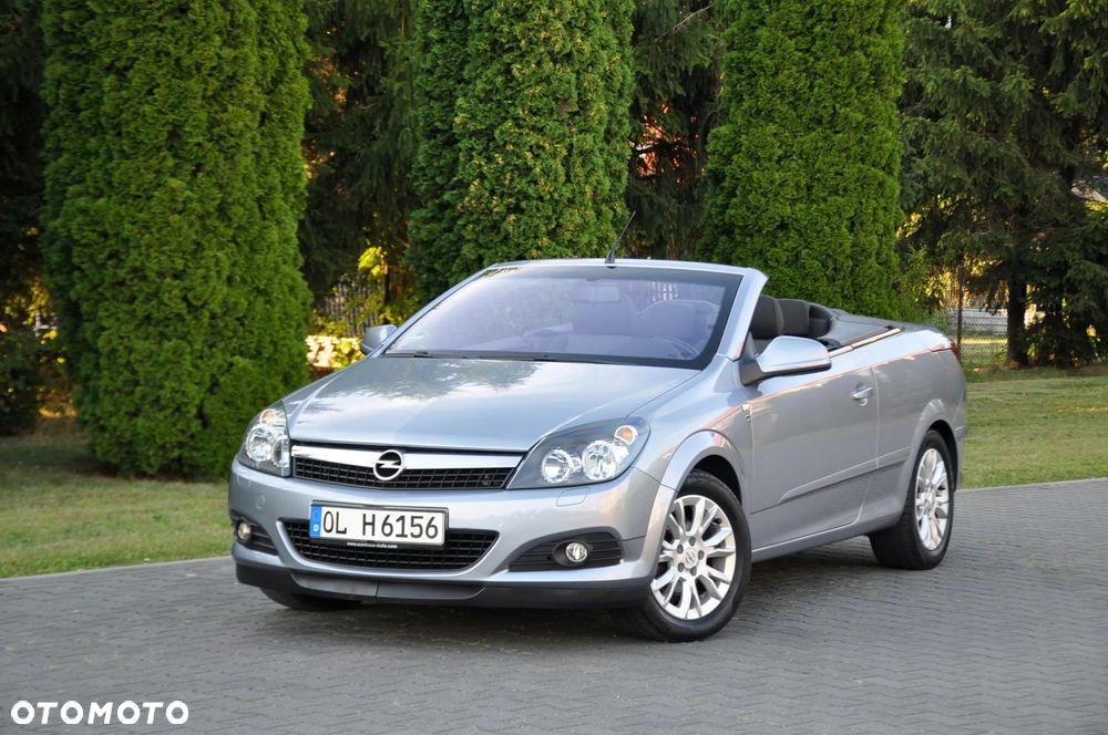 Opel Astra 1.6 Edition 111 Jahre - 10