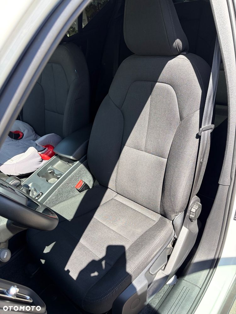 Volvo XC 40 T3 Momentum - 9