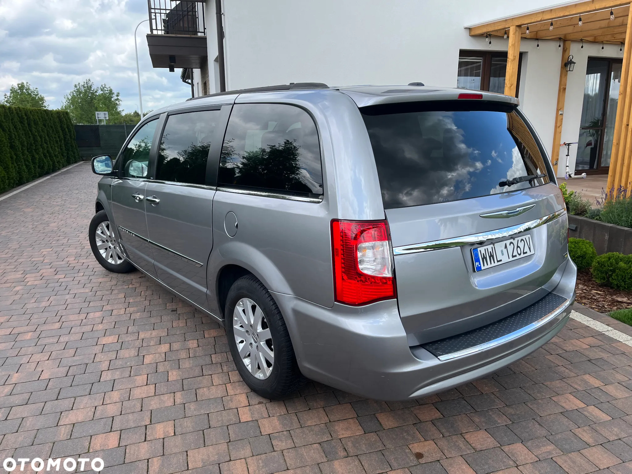 Chrysler Town & Country 3.6 Touring - 4