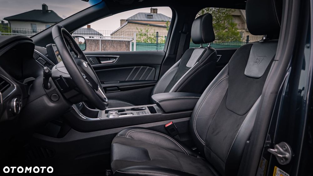 Ford Edge - 9