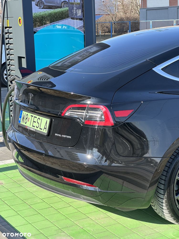 Tesla Model 3 - 9