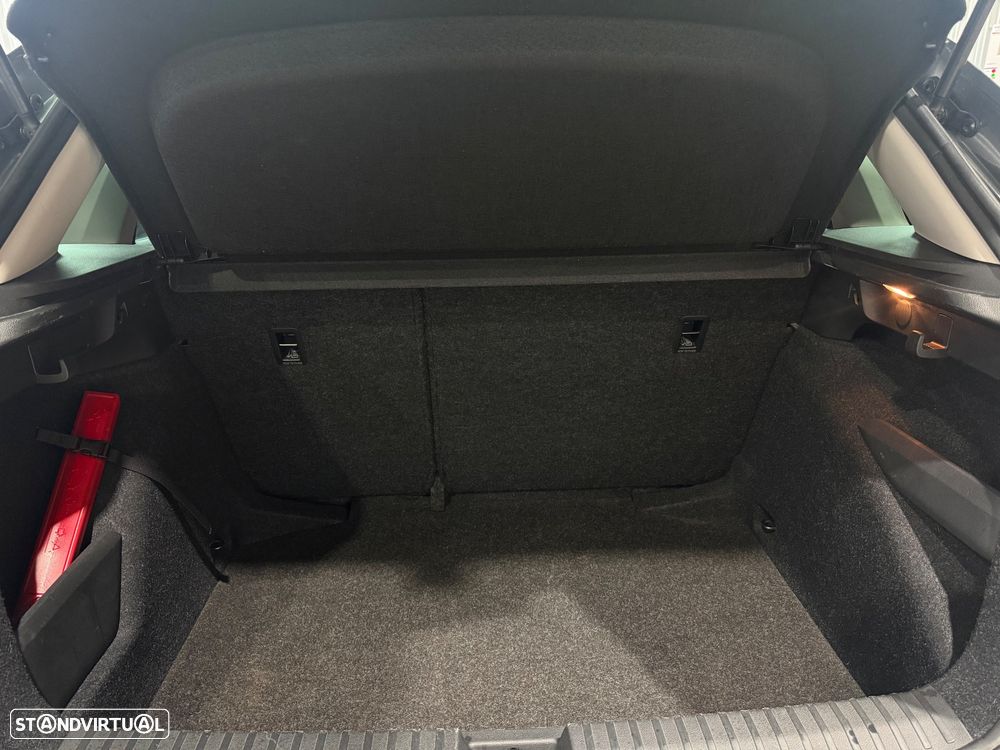 Skoda Kamiq 1.0 TSI Style DSG - 28