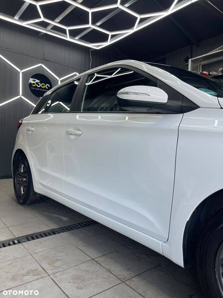 Hyundai i20 1.2 YES - 17