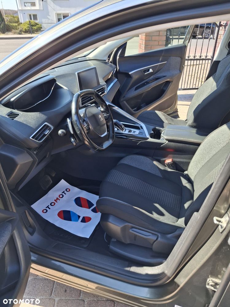 Peugeot 5008 1.5 BlueHDi Active S&S EAT8 - 10