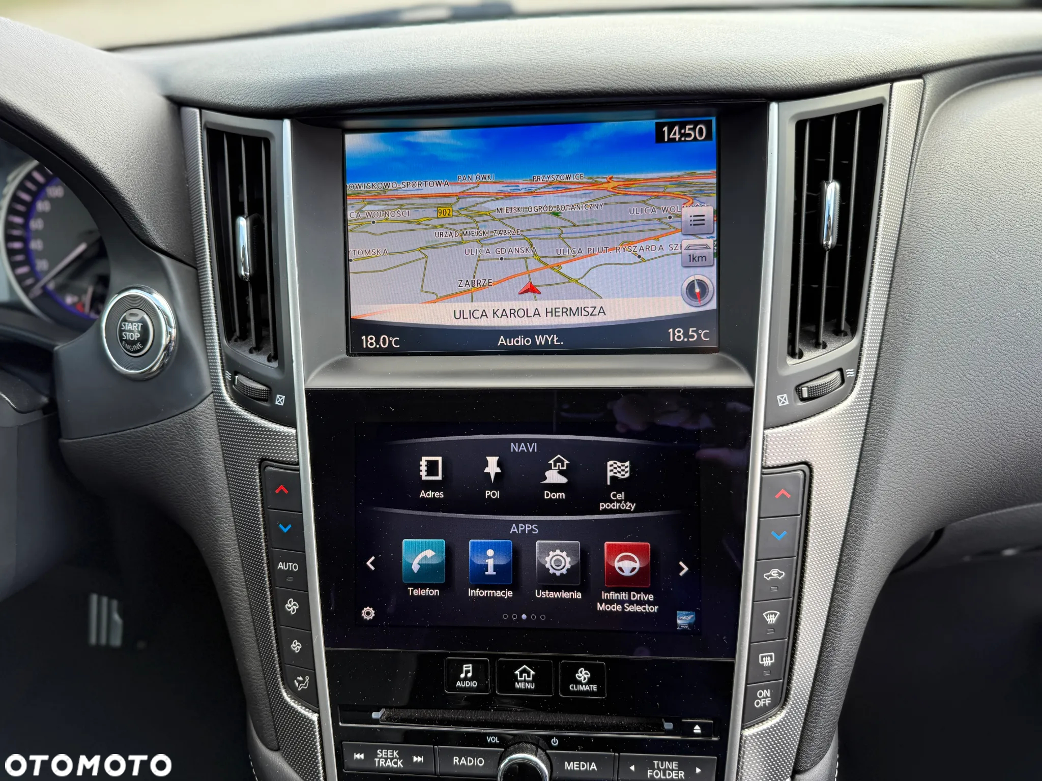 Infiniti Q50 2.0t Sport Sound Studio by Bose - 33