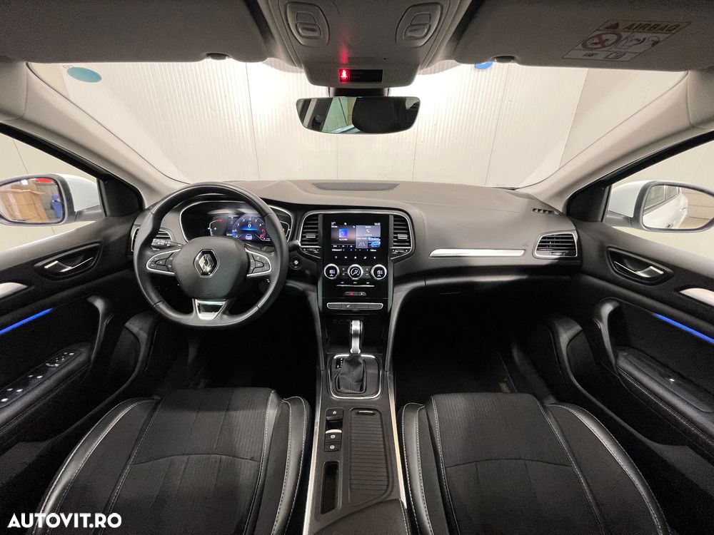 Renault Megane TCe 140 EDC GPF Techno - 9
