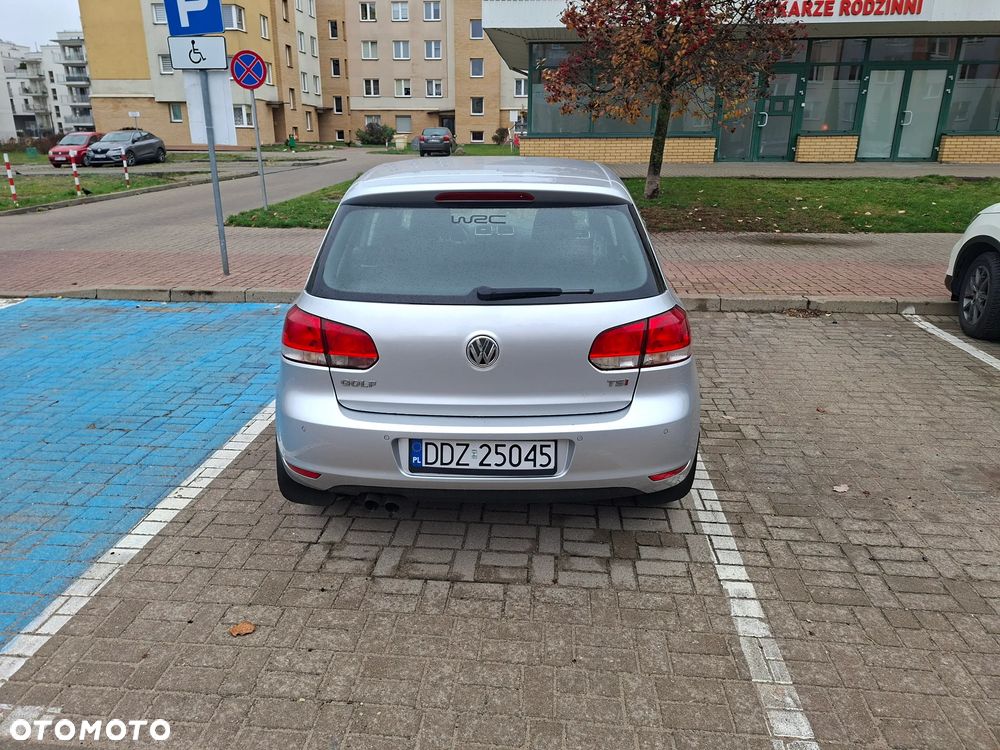 Volkswagen Golf - 5